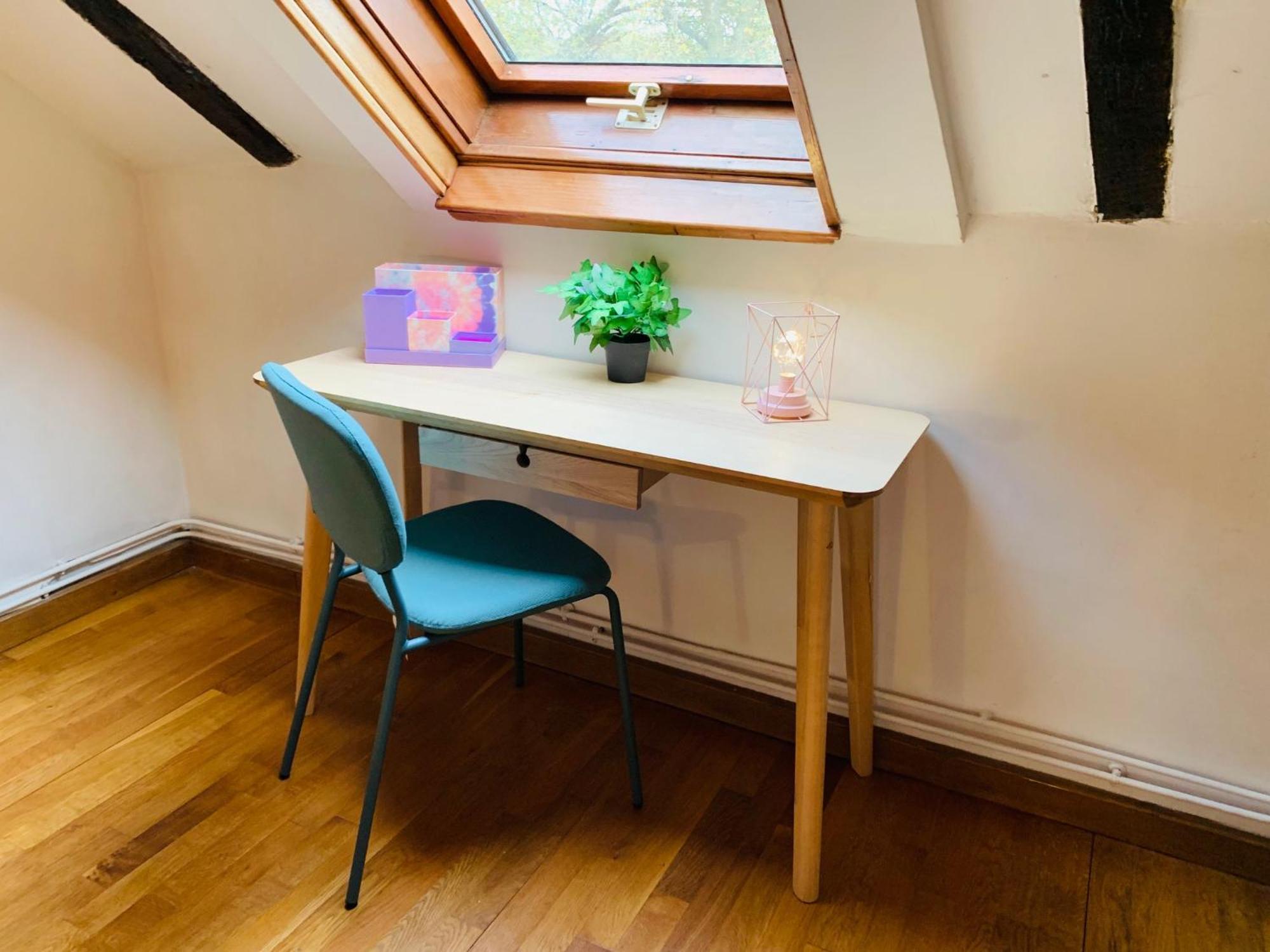 Cosy Studio Design With Modern Bathroom Vaureal ภายนอก รูปภาพ